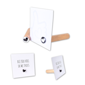 Pins kaartenhouders hartjes Liefs op papier